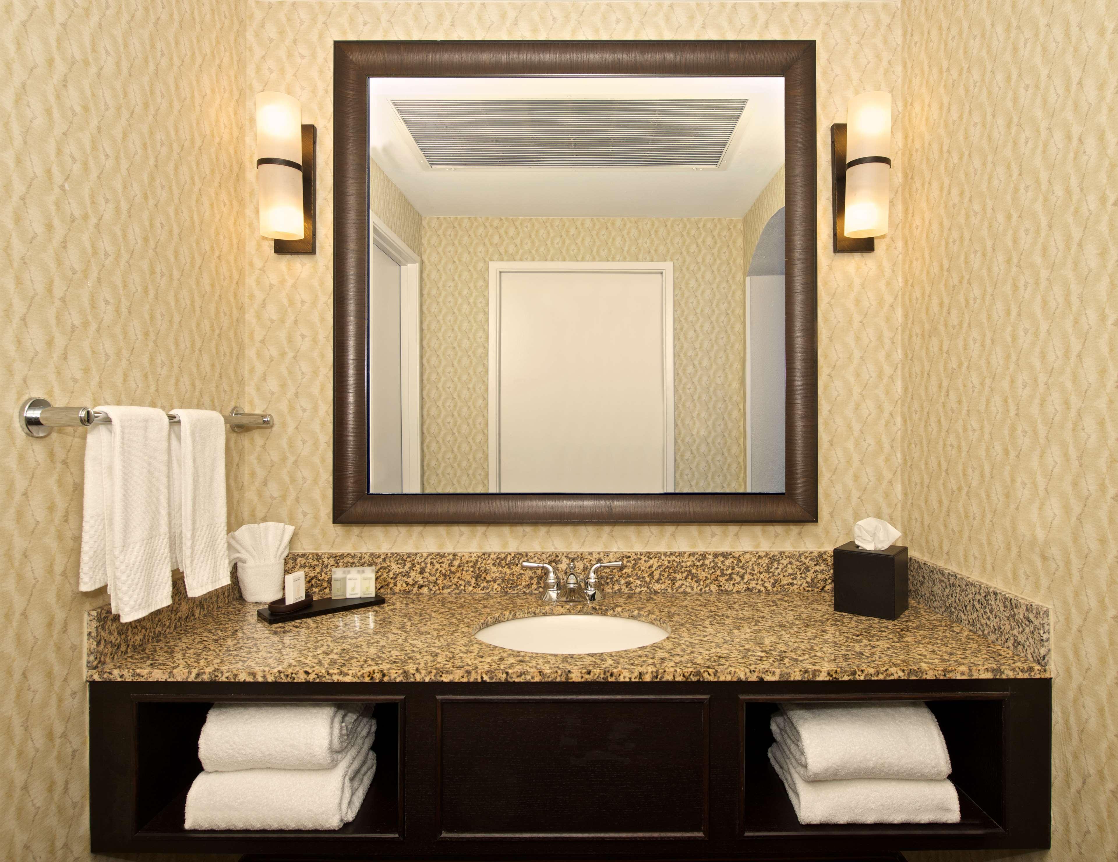 Embassy Suites By Hilton Flagstaff Ngoại thất bức ảnh